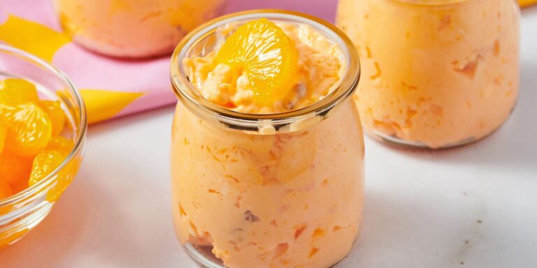The Jell-O salad of my aunt Faye is the secure recipe in my family and it’s so easy to make