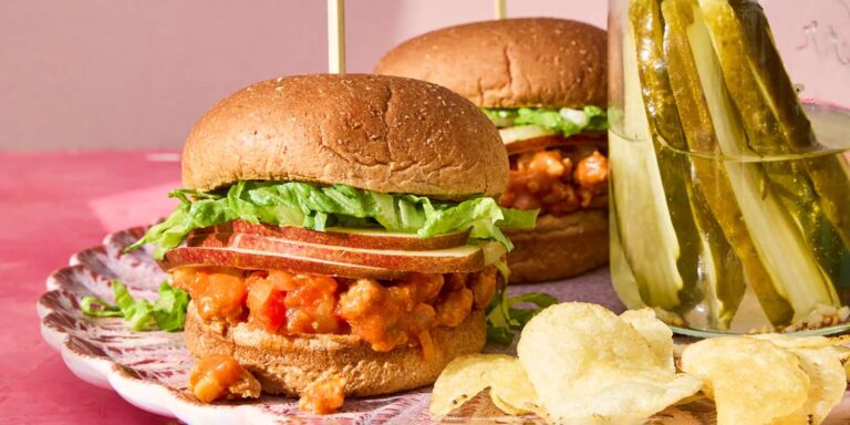 Türkiye sloppy Joes with pear recipe