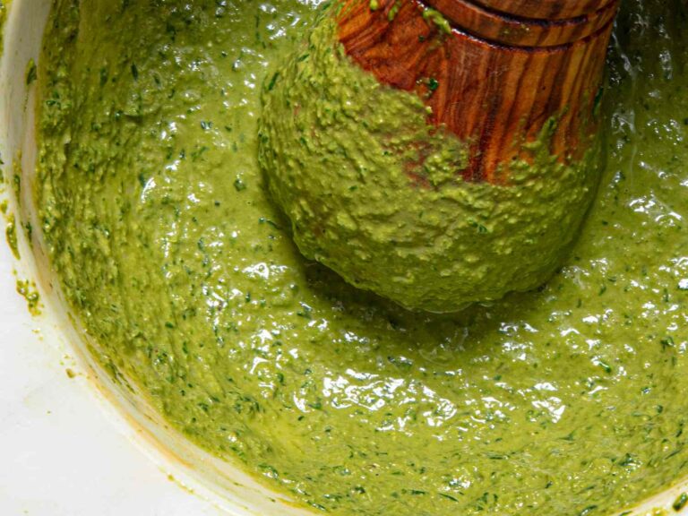 You do pesto wrong – do this for a creamier, greener sauce