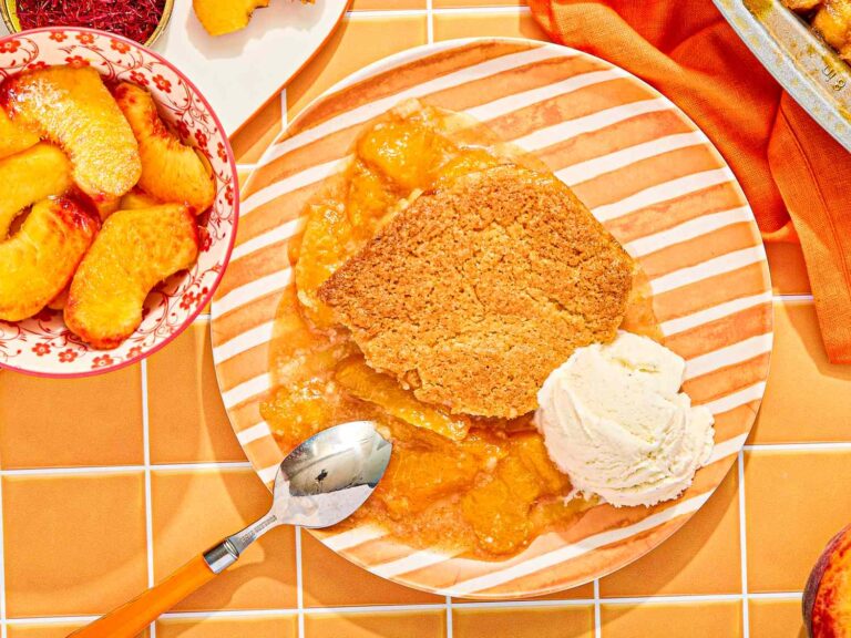 A one-Pan peach trouble with a groundbreaking turn