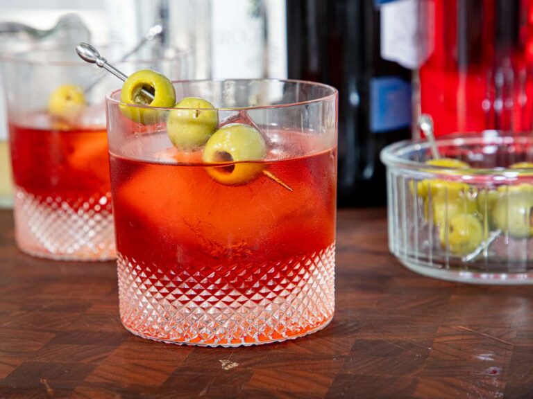 The cocktail for if you cannot choose between a martini and a Negroni