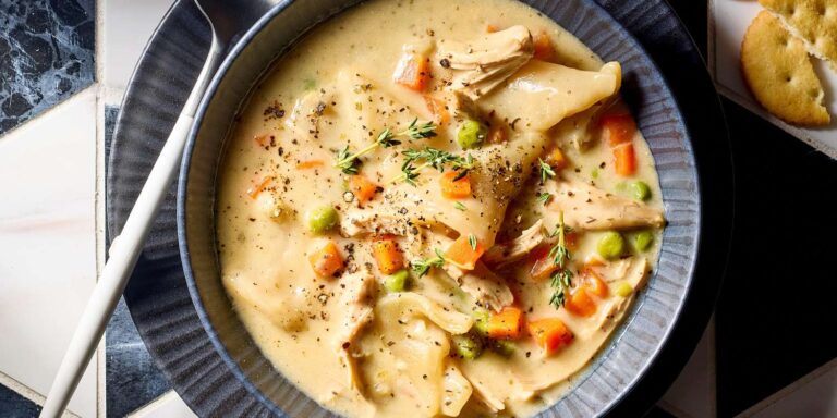 Chicken-Pot cake soup with cake dumplings recipe