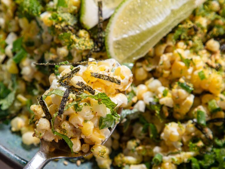 To set this corn salad with 5-in is a little cute, a little lively and completely delicious
