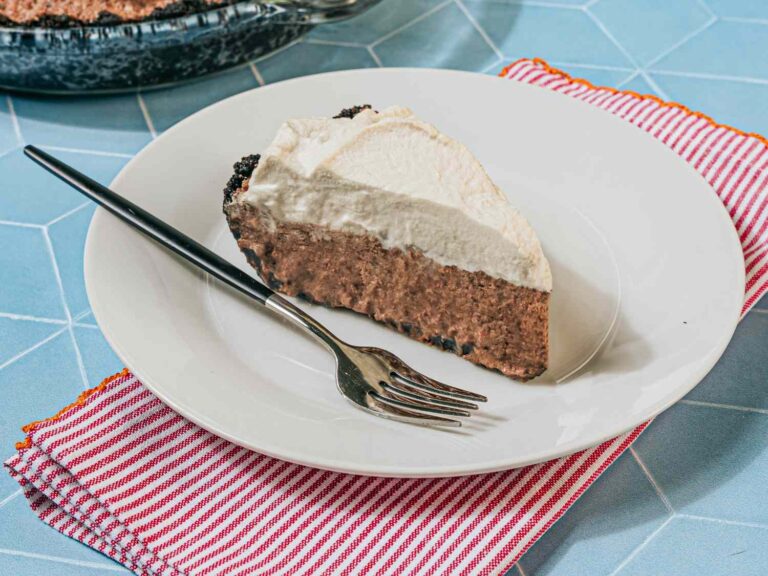No oven, no excitement – only a killer choked chocolate cake