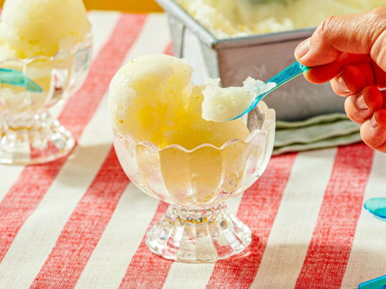 The cold, lemon, 2-content dessert that I can repeat every summer