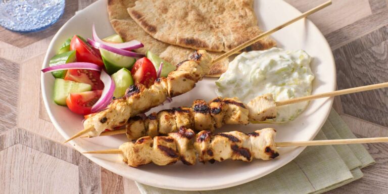 14 juicy Greek chicken recipes that you can throw on the grill