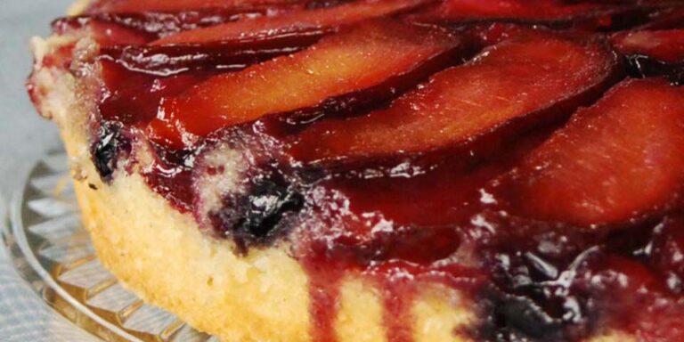 17 Routed cakes that go far beyond the pineapple