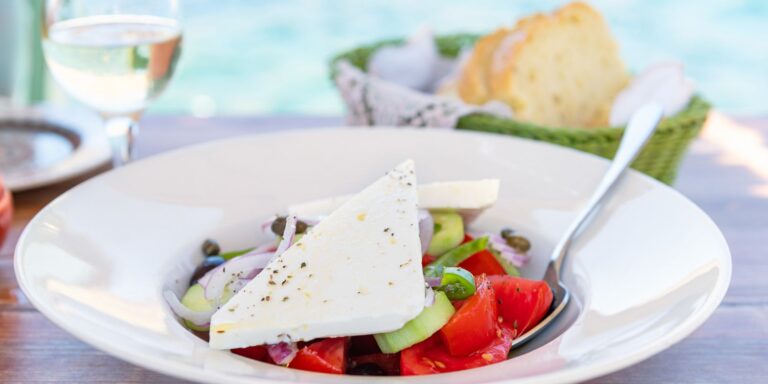 The unconventional tip of a Greek woman for better Greek salads