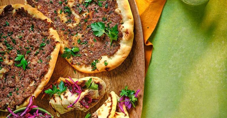 Speedy Truthy Wraps with a reddish kohl recipe inserted