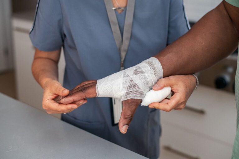 Avoid the emergency room with these safety -oriented kitchen tools