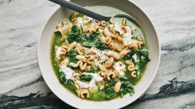 Green pasta and bean agents