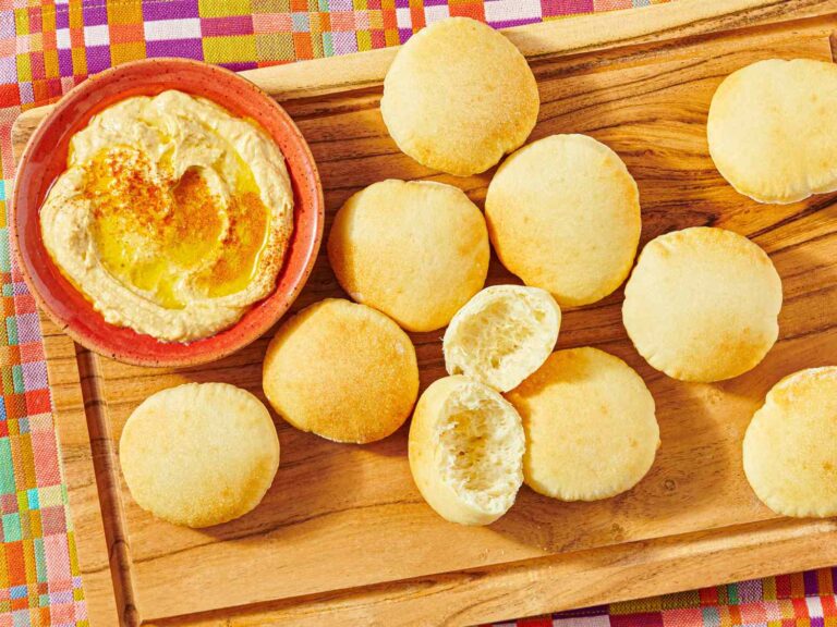 The simplest method for the production of bakery-worthy Pita-noisy oven required